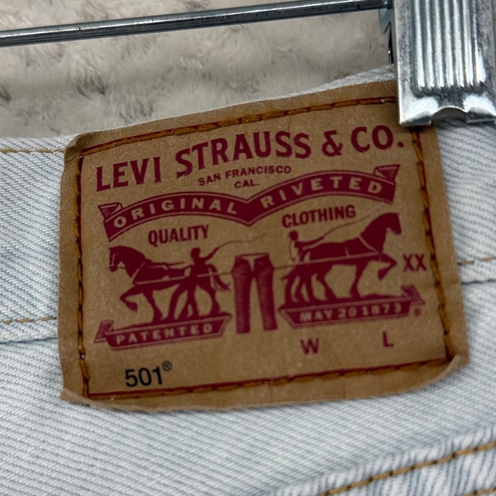 Levis 501 Original Denim Shorts Womens 28 Light Wash Distressed High Rise Button - Picture 8 of 10